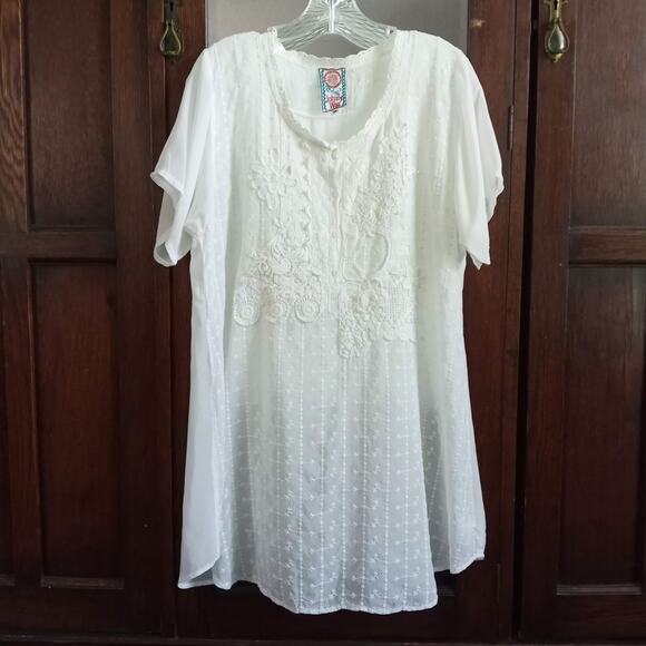 JOHNNY WAS White Embroidered Tunic Top SZ M Eyelet Short Sleeve Trapeze Dress - Picture 7 of 7